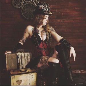 Meet your Posher, Skidnerella